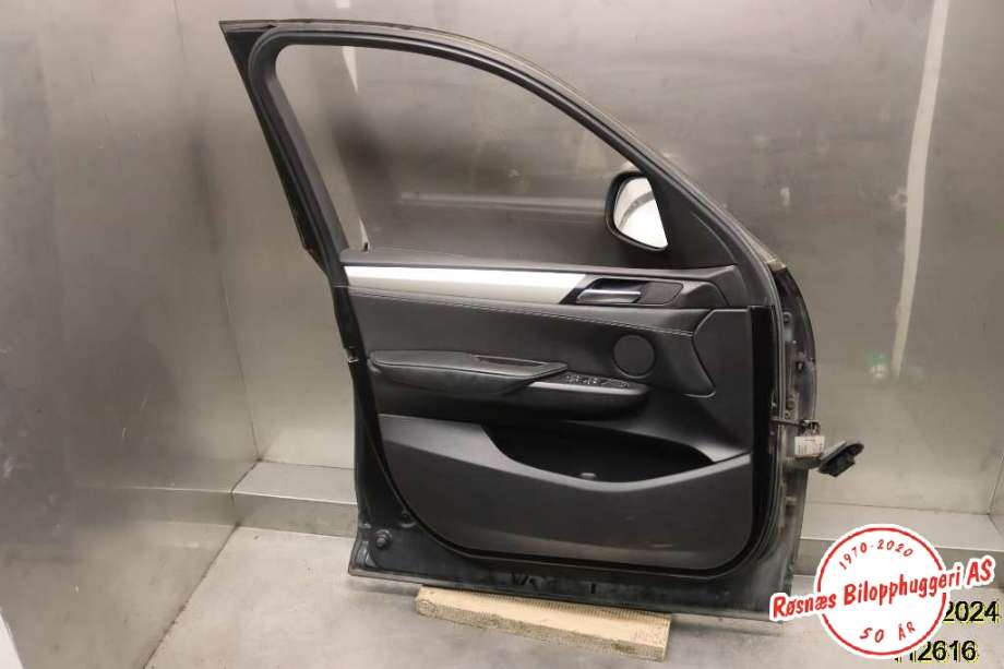 Dør venstre foran til BMW X3 2010-2017 (F25) (F25) (BMW|41 51 7 355 803|)
