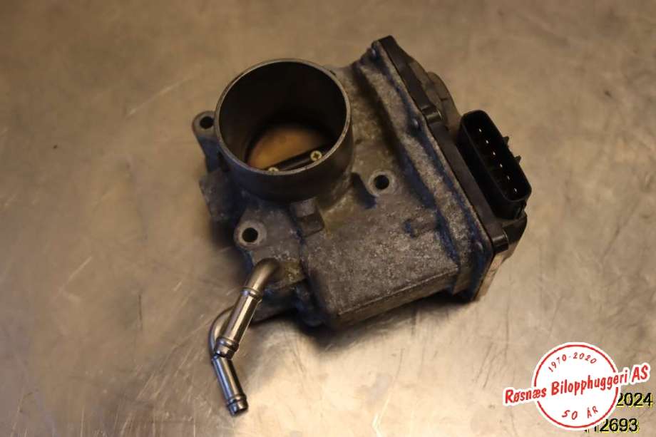 Spjeldhus til Toyota Avensis 2003-2008 (Type II) (TOYOTA|220300D020|)