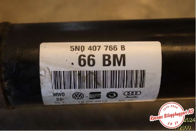 Drivaksel høyre foran til VW Tiguan 2011-2016 (Type I, Fase 2)  (VOLKSWAGEN|5N0 407 762 F||5N0 407 766 B)
