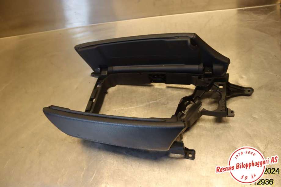Sete armlene lokk til BMW 5-Serie, 2010-2017 (F10/F11) (F10/F11) (BMW|)