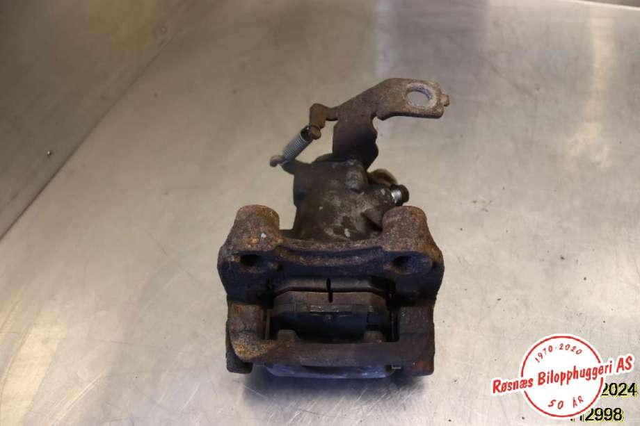 Bremsecaliper venstre bak til Toyota Prius 2016-2023 (Type IV) (combi) (combi) (TOYOTA|)