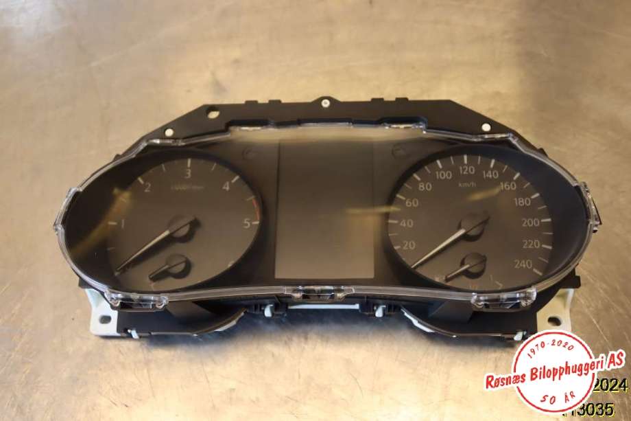Speedometer til Nissan Qashqai, 2014-2021 (Type II)  (NISSAN|24810HP03C)
