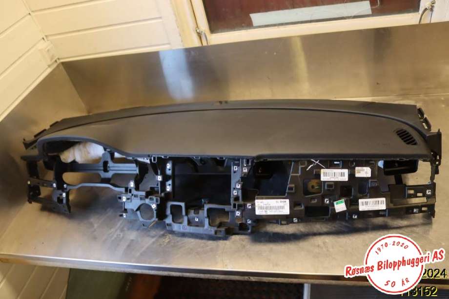 Dashbord til Kia Niro, 2016-2021 (KIA|84710G5100WK)