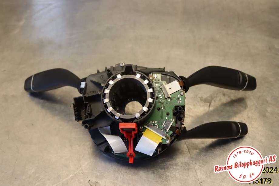 Bryter combi til Mercedes CLA 2013-2019 (C117) (C117) (MERCEDES|A 246 900 37 06|)
