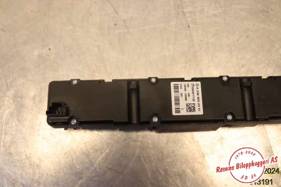 Bryter diverse til Mercedes CLA 2013-2019 (C117) (C117) (MERCEDES|A 246 905 22 01|)