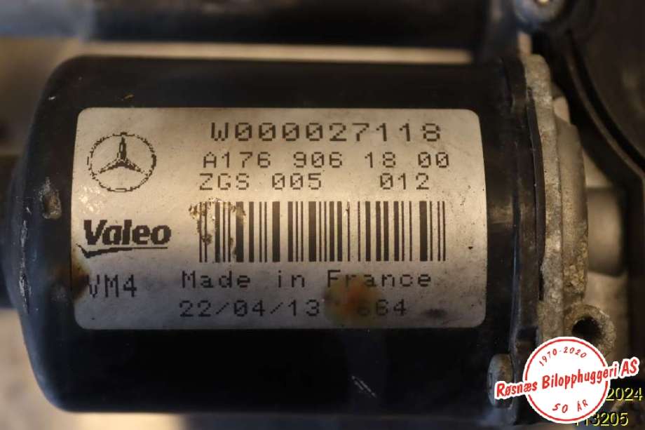 Viskermotor frontrute til Mercedes CLA 2013-2019 (C117) (C117) (MERCEDES|A 176 820 00 40||A 176 906 18 00)