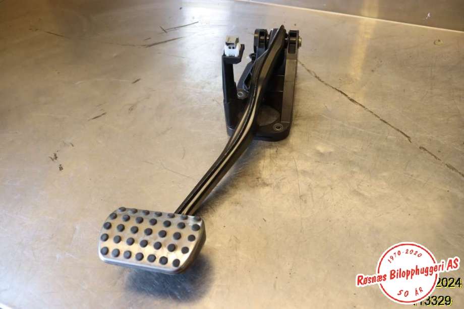 Pedal gass/brems/clutch til Mercedes A-Klasse, 2012-2018 (W176) (W176) (MERCEDES|A 246 290 00 19)