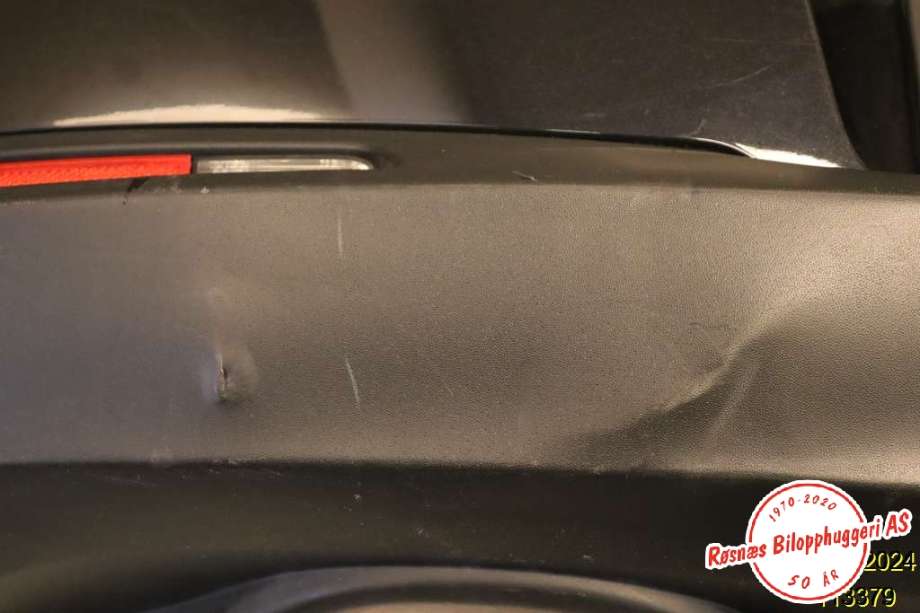 Støtfanger bak til VW Tiguan 2011-2016 (Type I, Fase 2)  (VOLKSWAGEN|)