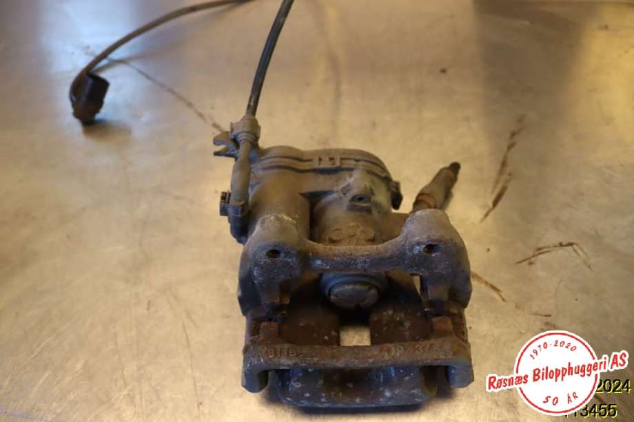 Bremsecaliper høyre bak til Mercedes CLA 2013-2019 (C117) (C117) (MERCEDES|A 000 423 24 81|)
