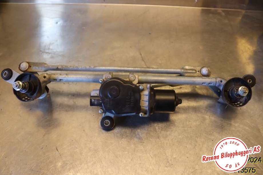 Viskermotor frontrute til Nissan Qashqai, 2014-2021 (Type II)  (NISSAN|9116 C119A)