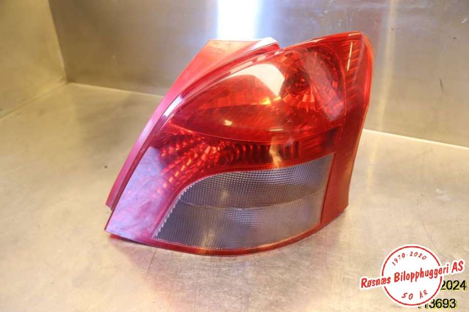 Baklykt høyre til Toyota Yaris 2006-2009 (Type II, Fase 1) (TOYOTA|815510D110|)