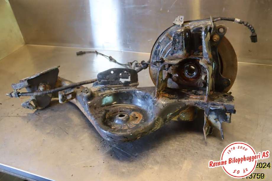 Hjulspindel venstre bak til Nissan Qashqai 2014-2021 (Type II)  (NISSAN|555014EG0A|)