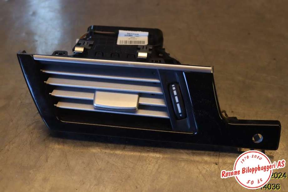 Dashbord friskluftdyse til Mercedes E-Klasse, 2009-2013 (Fase 1) (W212) (W212) (MERCEDES|A 212 830 01 54)