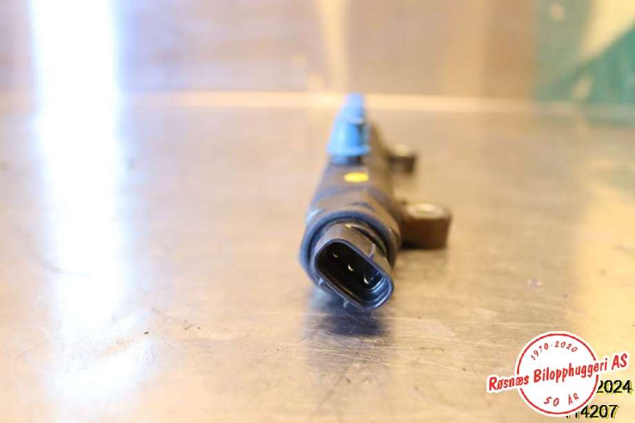 Dyseskinne (fuelrail) til Toyota Verso 2004-2009 (Type II) (TOYOTA|)