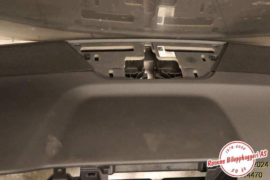 Dashbord til Mercedes C-Klasse 2011-2014 (Fase 2) (W204) (W204) (MERCEDES|A 204 680 57 87|)
