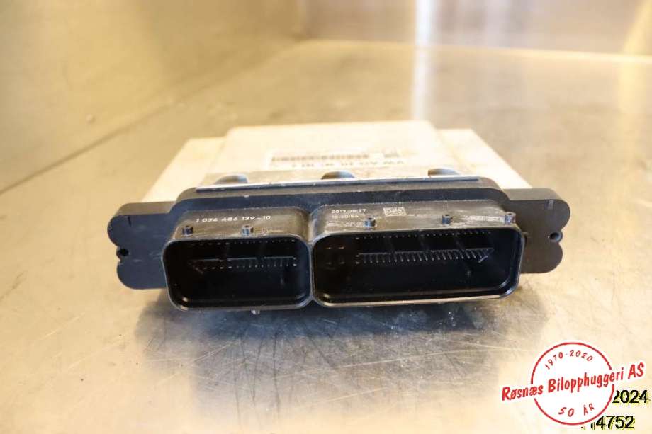 Styreenhet motor til VW Golf VII 2012-2017 (Fase 1)  (VOLKSWAGEN|04E907309A|)