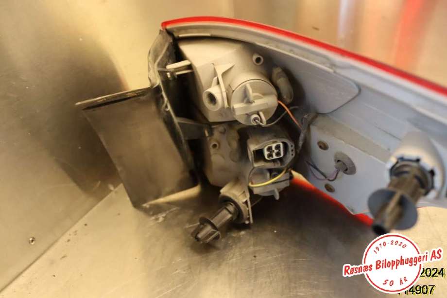 Baklykt venstre til Ford Focus 2011-2014 (Type III, Fase 1)  (FORD|BM51-13405-HF|)