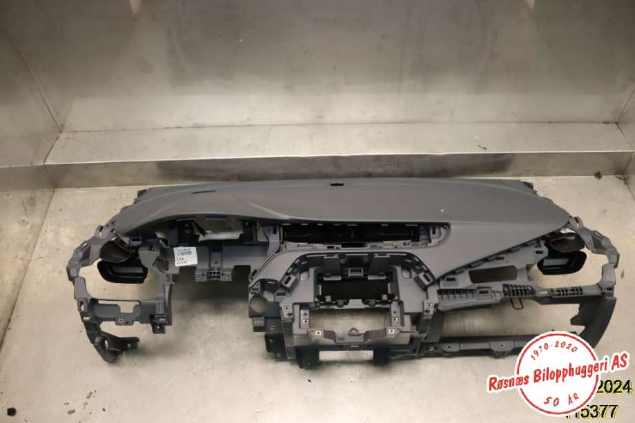 Dashbord til Opel Ampera-e, 2017-->> (Type II)  (OPEL|)