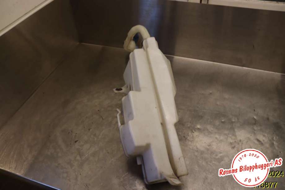 Spylertank til Volvo V90 / V90 CC / S90 2016-->>  (VOLVO|31662428|)