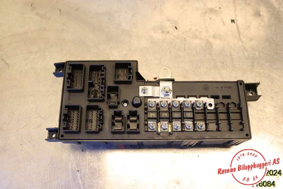 Sikringsboks til Volvo V70 2005-2007 (Type II, Fase 2) (VOLVO|518828108|)