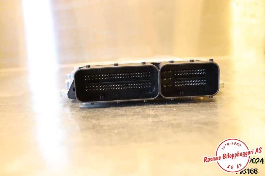 Styreenhet motor til BMW X5 2013-2018 (F15) (F15) (BMW|DDE 8 582 803|0 281 031 328|)