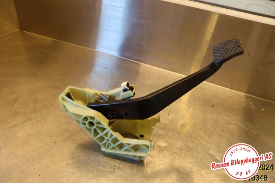 Pedal gass/brems/clutch til BMW X5 2013-2018 (F15) (F15) (BMW|35 00 6 791 900|)