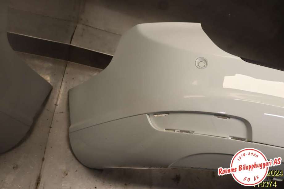 Støtfanger bak til Volvo V50 2007-2012 (Fase 2)  (VOLVO|39886057|)