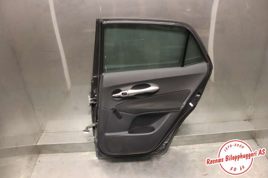 Dør høyre bak til Toyota Auris 2007-2010 (Type I, Fase 1)  (TOYOTA|6711302110|)
