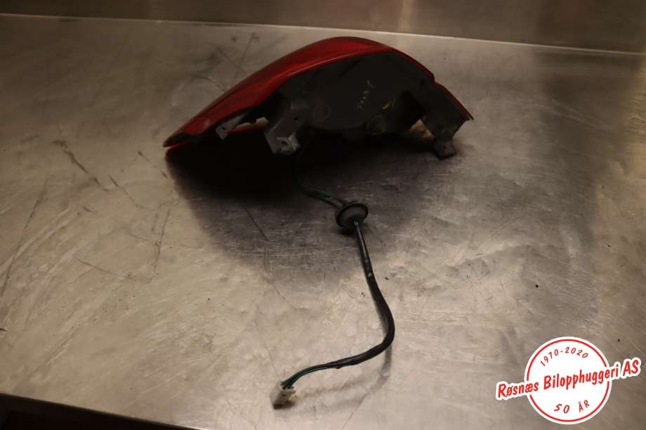 Baklykt høyre til Subaru Legacy 2003-2007 (Type IV, Fase 1) (SUBARU|84201AG000|)