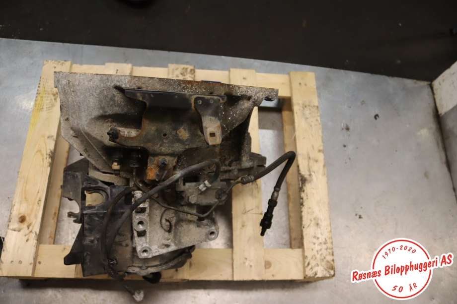Girkasse manuell til Ford Transit Courier 2014-2018 (Type I, Fase 1)  (FORD|DV1R-7002-ABH|)
