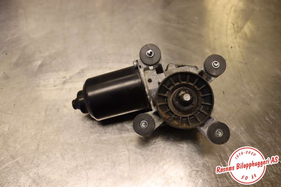 Viskermotor frontrute til Mitsubishi Pajero 2016-2019 (Type IV, Fase 2)  (MITSUBISHI|849200-8161|)