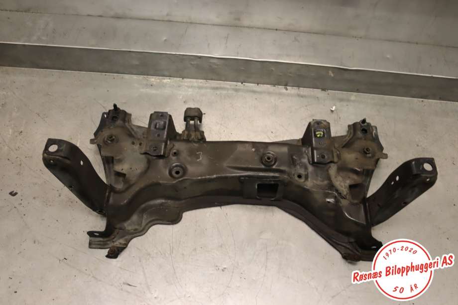 Travers foran hoved til Suzuki Vitara, 2015-->> (Type IV) (SUZUKI|45810-61M01)