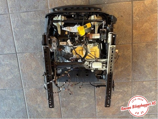 Sete foran venstre til BMW X5 2013-2018 (F15) (F15) (BMW|)