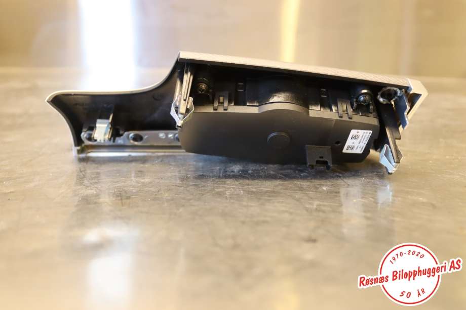 Bryter lys til BMW 5-Serie 2010-2017 (F10/F11) (F10/F11) (BMW|919274404|)