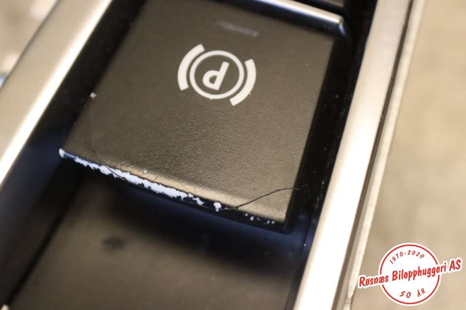 Bryter elektrisk håndbrekk/parkbrems til BMW 5-Serie 2010-2017 (F10/F11) (F10/F11) (BMW|921759401|)