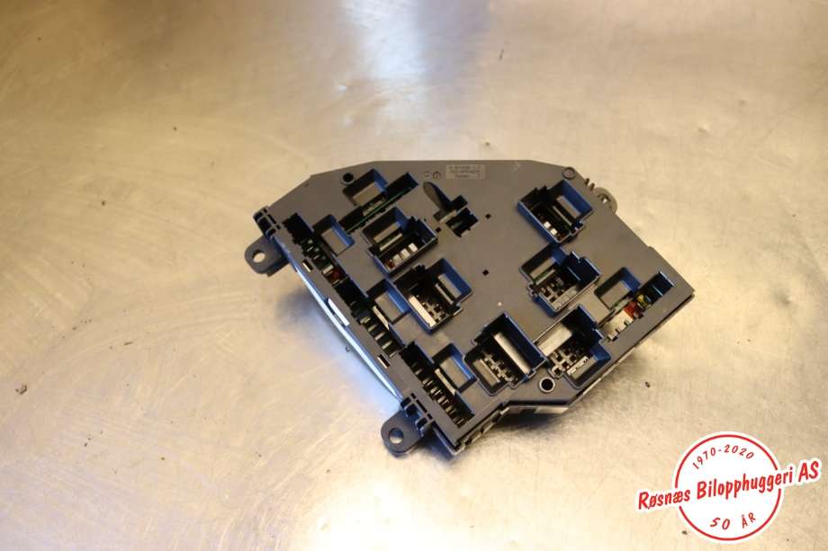 Sikringsboks til BMW 5-Serie 2010-2017 (F10/F11) (F10/F11) (BMW|61 14 9 234 423|)