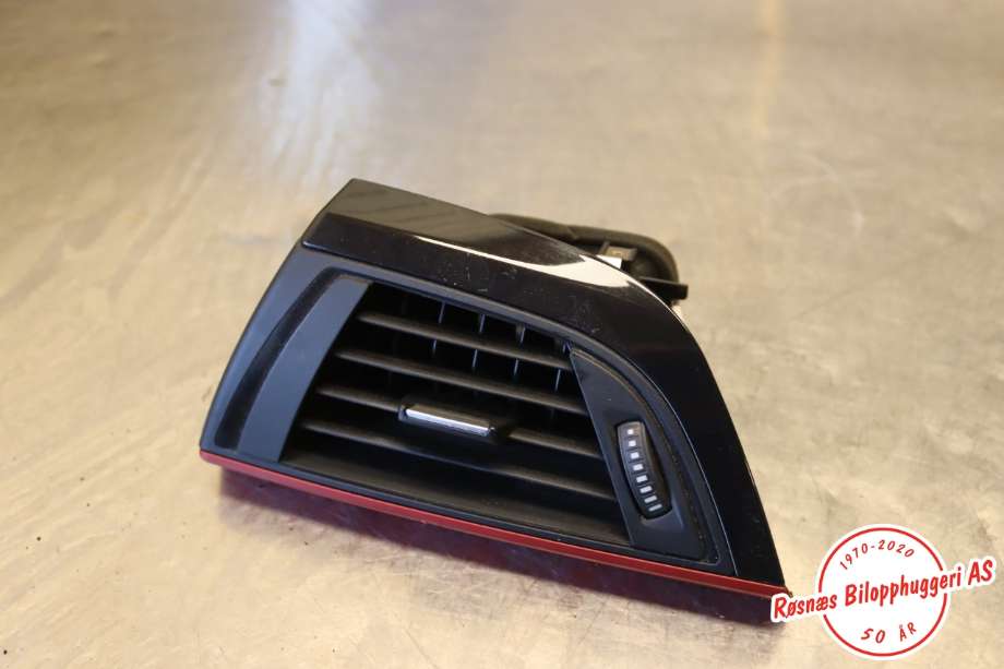 Dashbord friskluftdyse til BMW 1-Serie, 2011-2015 (Fase 1) (F20/F21) (F20/F21) (BMW|64 22 9 205 355)