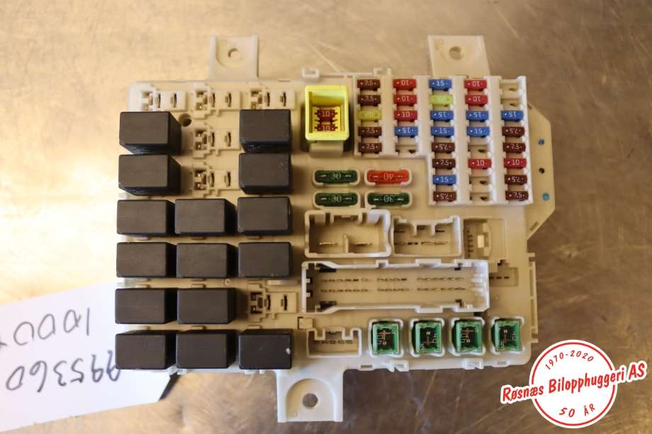 Sikringsboks til Mitsubishi Colt 2009-2013 (Type VII, Fase 2) (MITSUBISHI||8637A171)