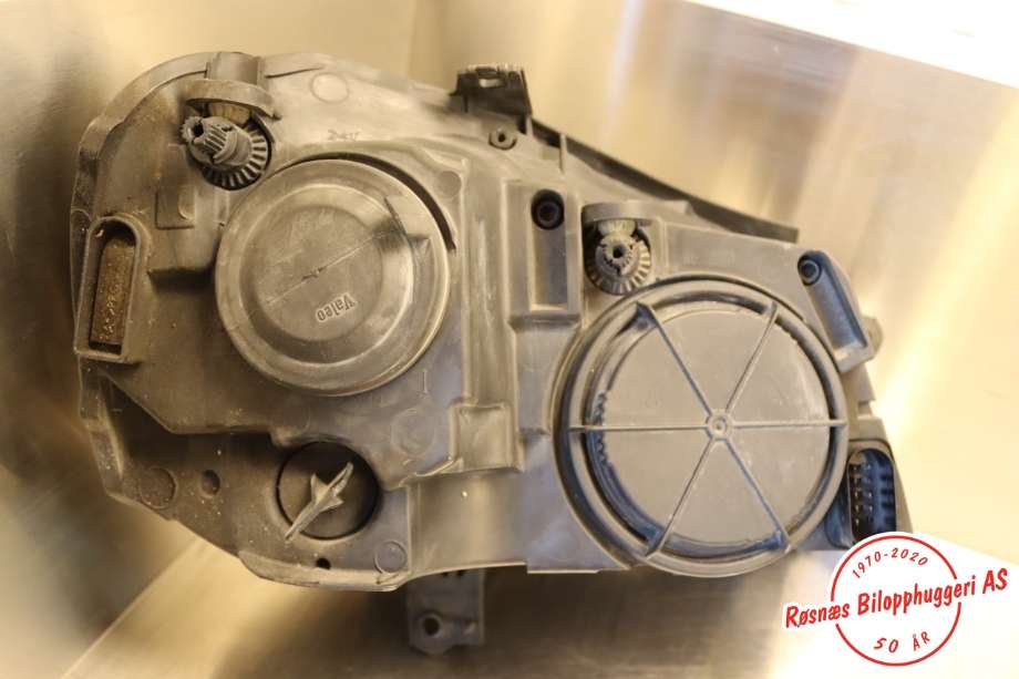 Frontlykt venstre halogen til VW Polo 2005-2009 (Type IV, Fase 2)  (VOLKSWAGEN||6Q1941007AT)