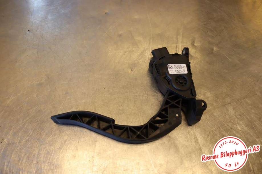 Pedal gass til Audi A6, 2011-2014 (Type IV, Fase 1) (C7) (C7) (AUDI|8K1 723 523 A)