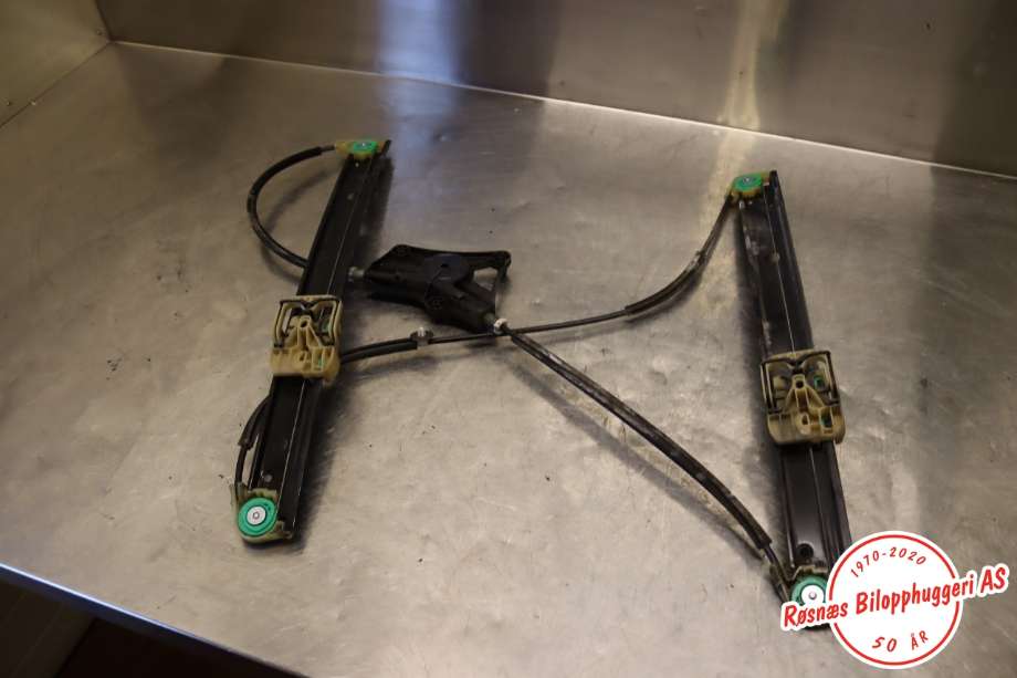 Ruteheis til Audi A6, 2011-2014 (Type IV, Fase 1) (C7) (C7) (AUDI|4G0 837 461)