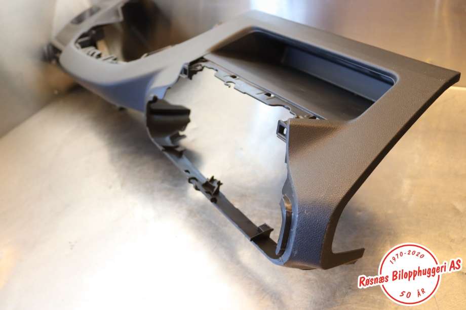 Dashbord til Peugeot Partner 2019-->> (Type III)  (PEUGEOT|)
