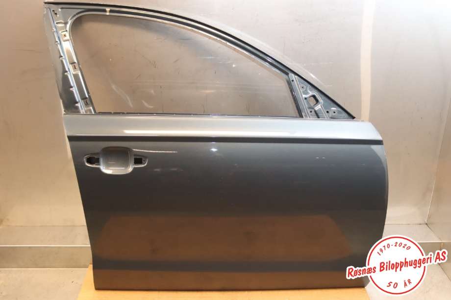 Dør høyre foran til Audi A6, 2011-2014 (Type IV, Fase 1) (C7) (C7) (AUDI|4G0 831 052)