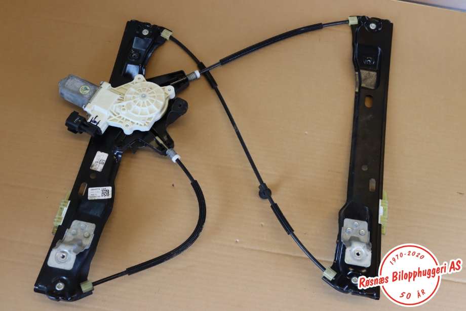 Ruteheis høyre til Ford Focus, 2011-2014 (Type III, Fase 1)  (FORD|)