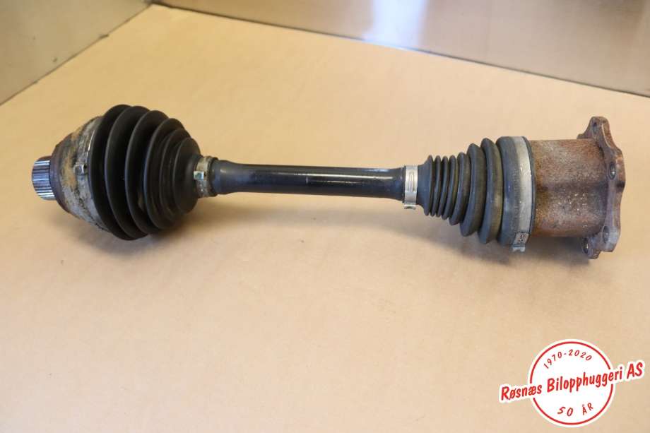 Drivaksel venstre foran til Audi A6, 2011-2014 (Type IV, Fase 1) (C7) (C7) (AUDI|4G0 407 271 E)