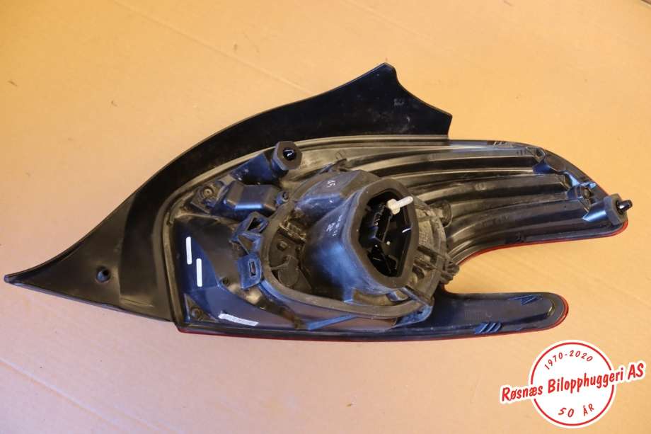 Baklykt venstre til Peugeot 208 2012-2019 (Type I) (PEUGEOT||98103430800)