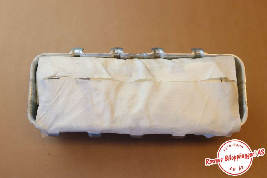 Airbag passasjer til VW Amarok 2022-->> (Type II)  (VOLKSWAGEN|2HJ 880 204 A||N1WB-E044A74-AD)