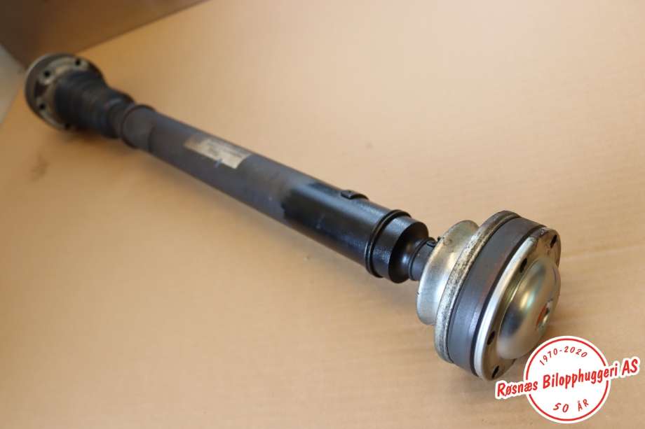Mellomaksel fremre til VW Amarok 2022-->> (Type II)  (VOLKSWAGEN|2HJ 409 130 J||MB3W-4A376-JE)
