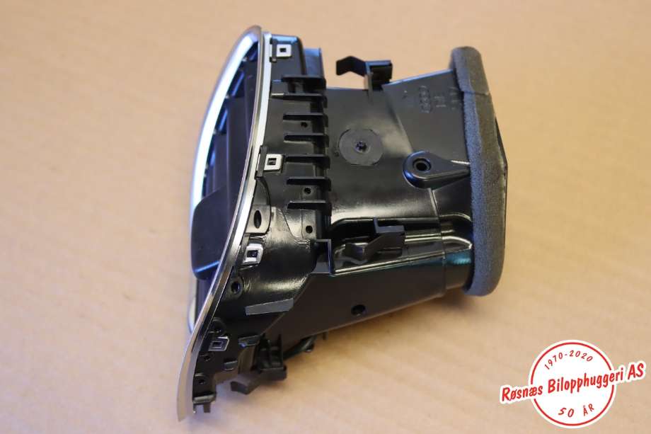 Dashbord friskluftdyse til Audi A5 2007-2016 (Type I) (AUDI||8T1820902G)