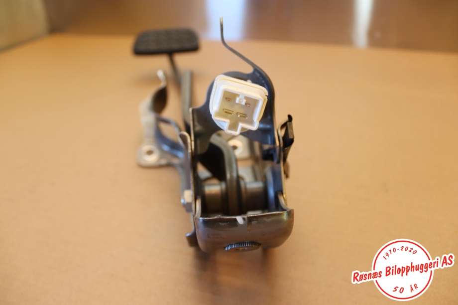 Pedal gass/brems/clutch til Toyota Verso-S 2011-2015 (COMBI) (COMBI) (TOYOTA|4710152320|)
